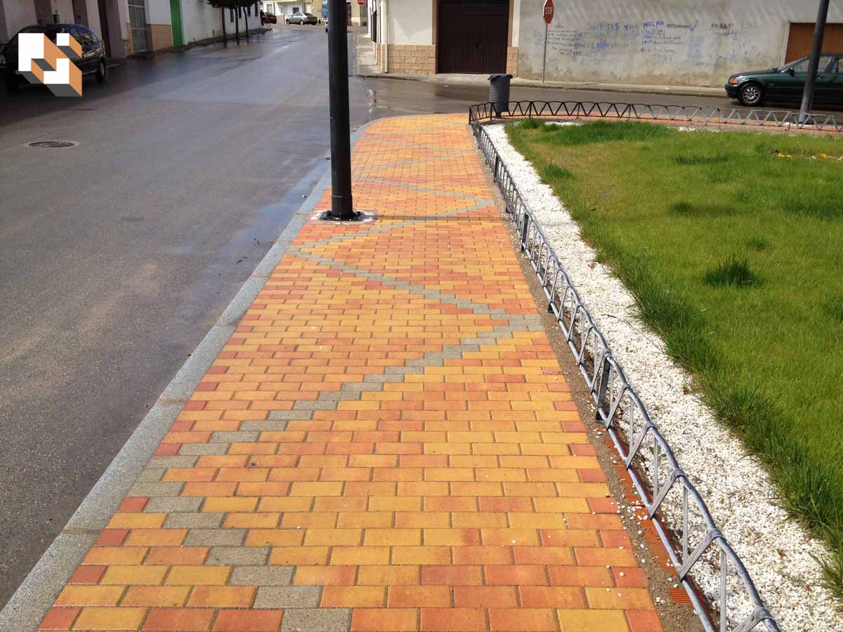 Ideas para colocar adoquines en jardines | Prefabricados La Jara